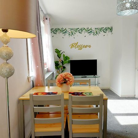 The Blossom - Largs Ngoại thất bức ảnh